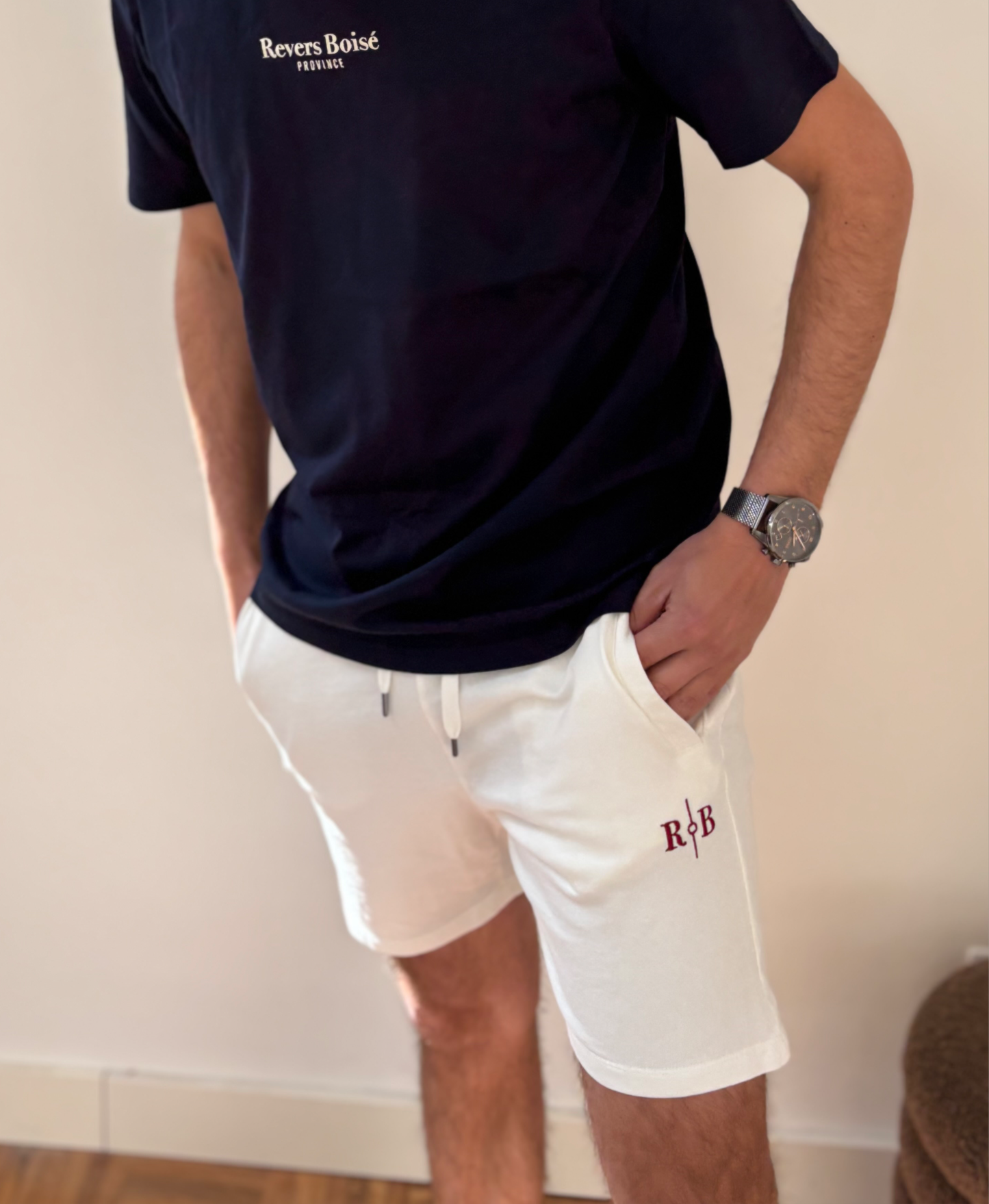 Beige short