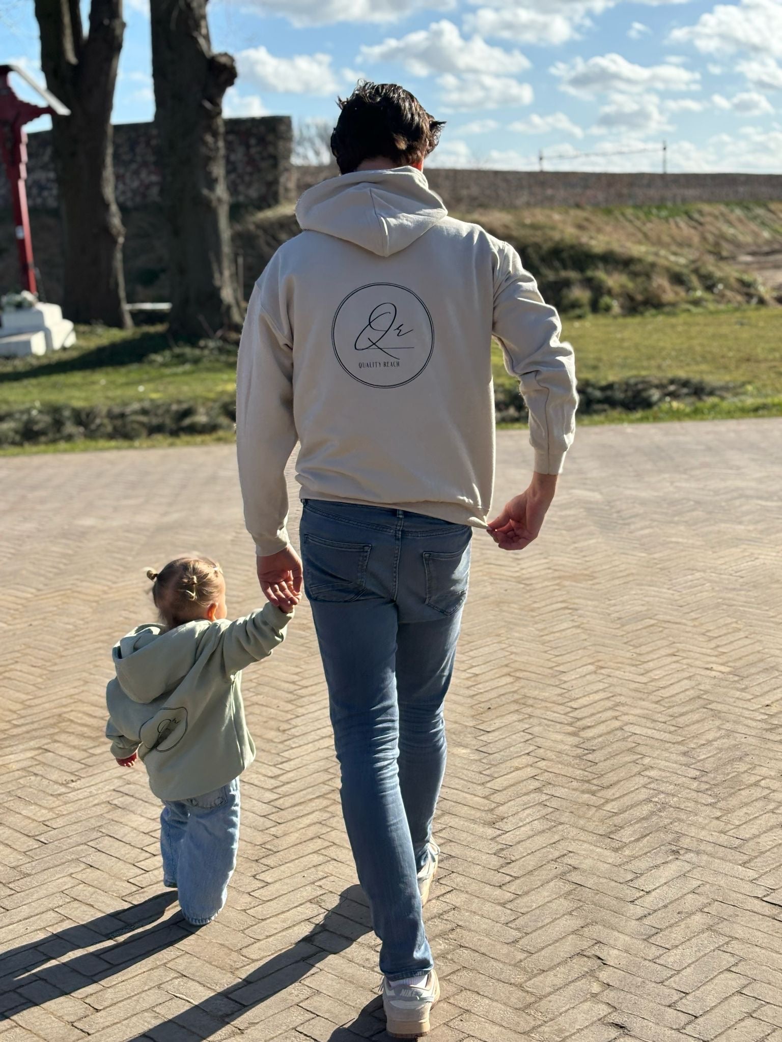 QR-KAPUZENPULLI!