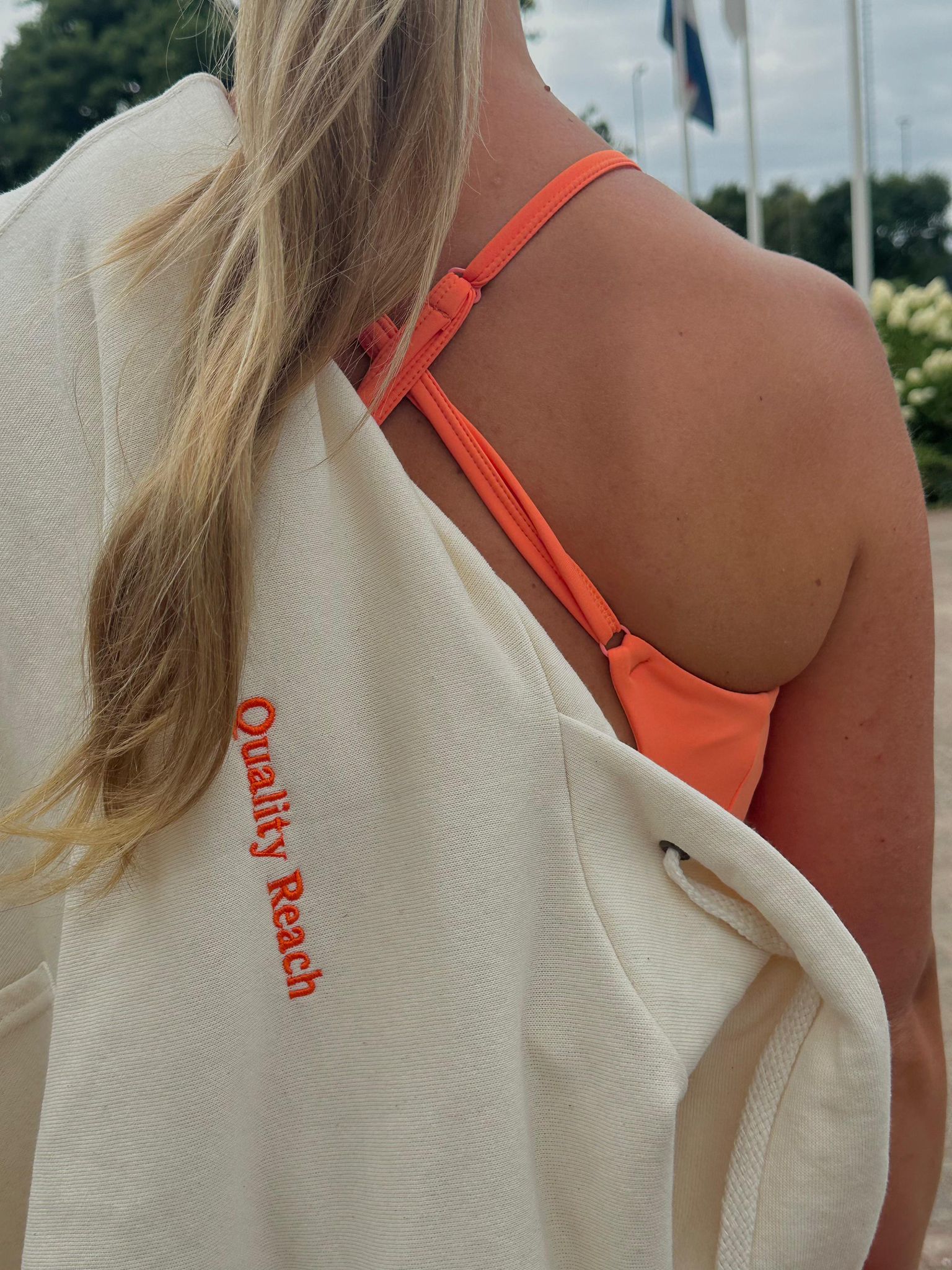 Quality Reach sweater